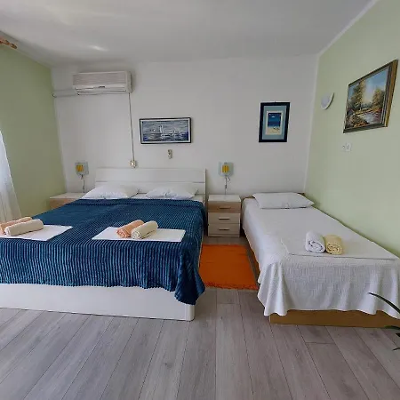 Kruno Apartment