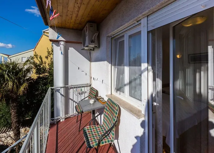 アパート Kruno *